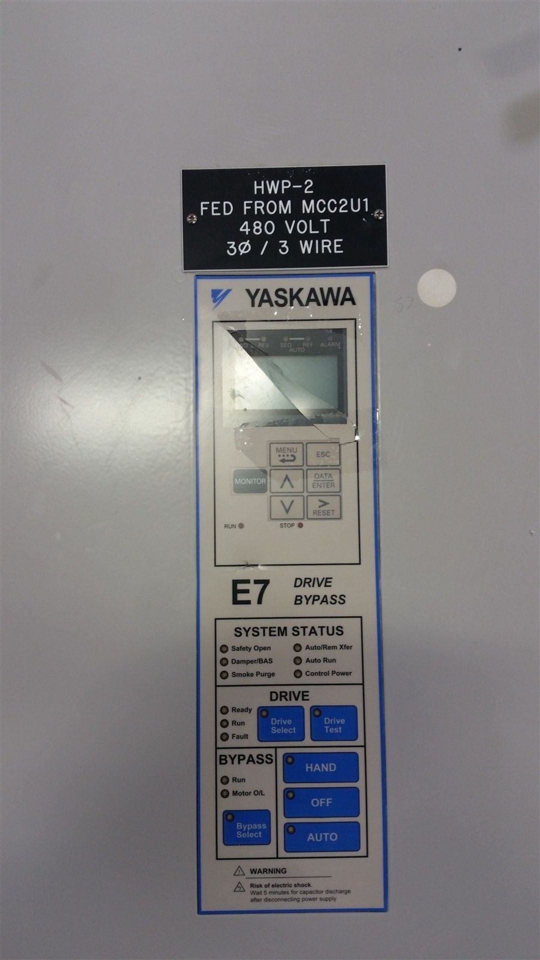 YASKAWA 50HP AC DRIVE/BYPASS SYSTEM IN ENCLOSURE - Image 6 of 12