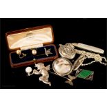 A group of silver to include a necklace, locket, agate brooch, a pair of 9ct gold and pearl