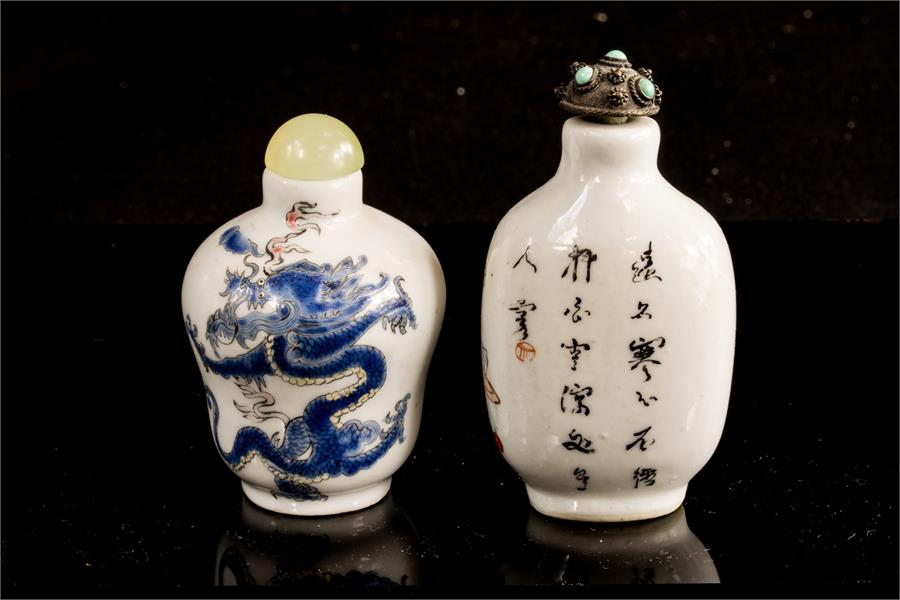 Two snuff/scent bottles, one in blue and white dep