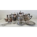 A group of silver plated ware, to include fish sli