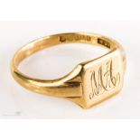 A 9ct gold signet ring engraved M.A, 2.7g, size P.