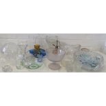 A quantity of glassware to include vases, frogs, j