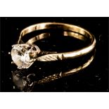 A 9ct gold paste solitaire ring, 3.9g.