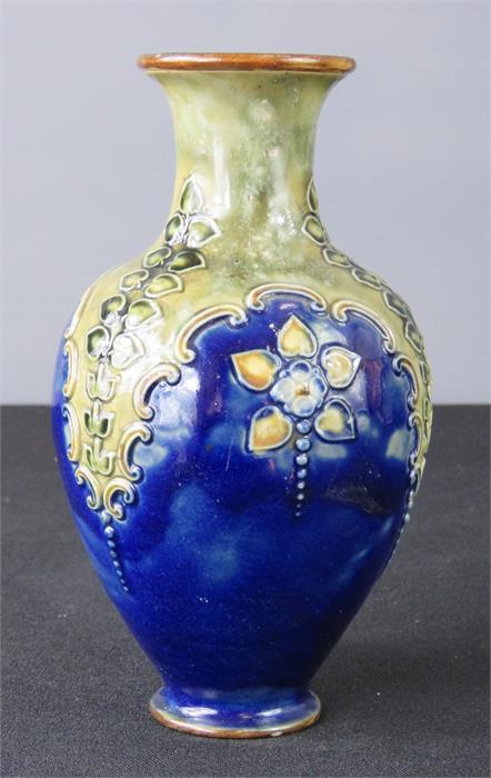 A Royal Doulton vase, impressed to base, 6472, 15cm high.