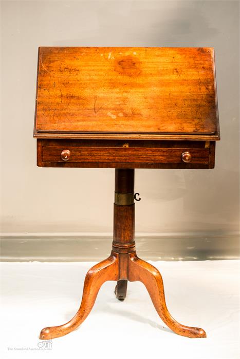 A Georgian mahogany table/book rest, the top with ratcheted height adjustable stand above a single - Image 4 of 6