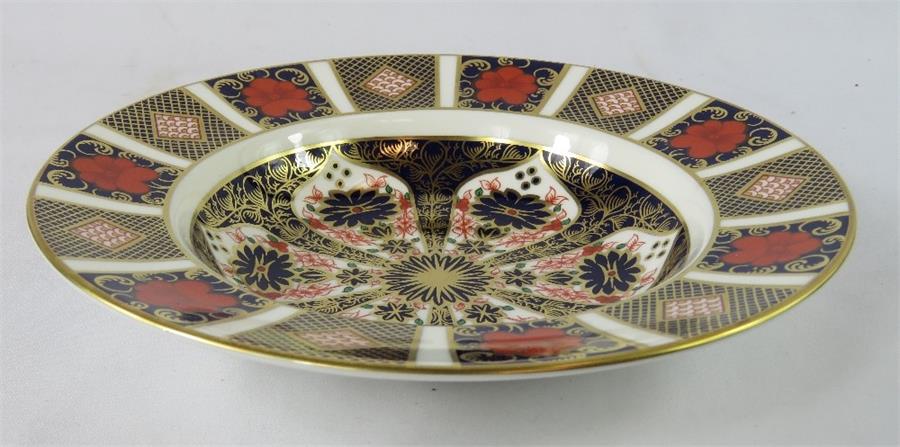 A small Crown Derby Old Imari pattern plate. - Image 4 of 6