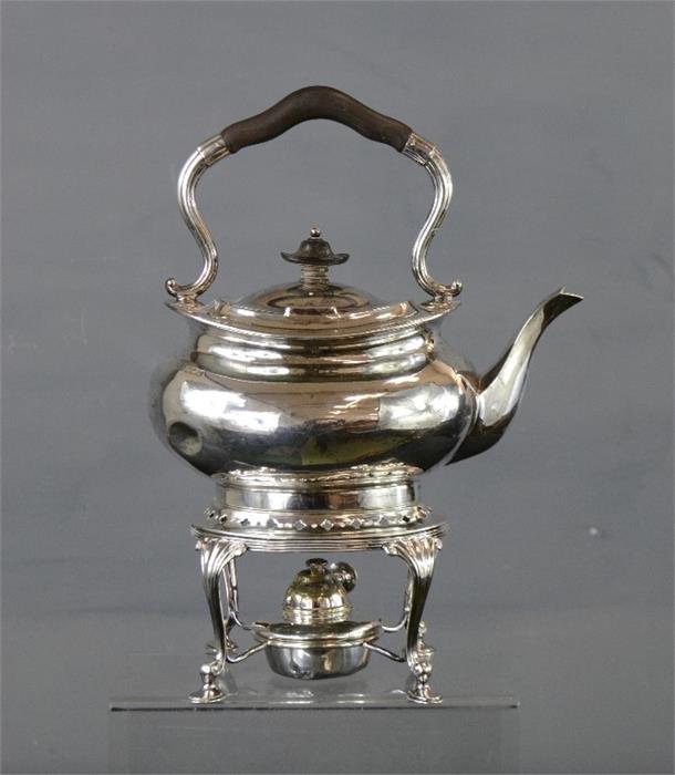 A silver kettle on stand, with silver burner, Henry Archer & Co., Sheffield 1926, 36.93toz.