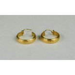 A pair of 9ct gold hoop earrings, 3.3g.