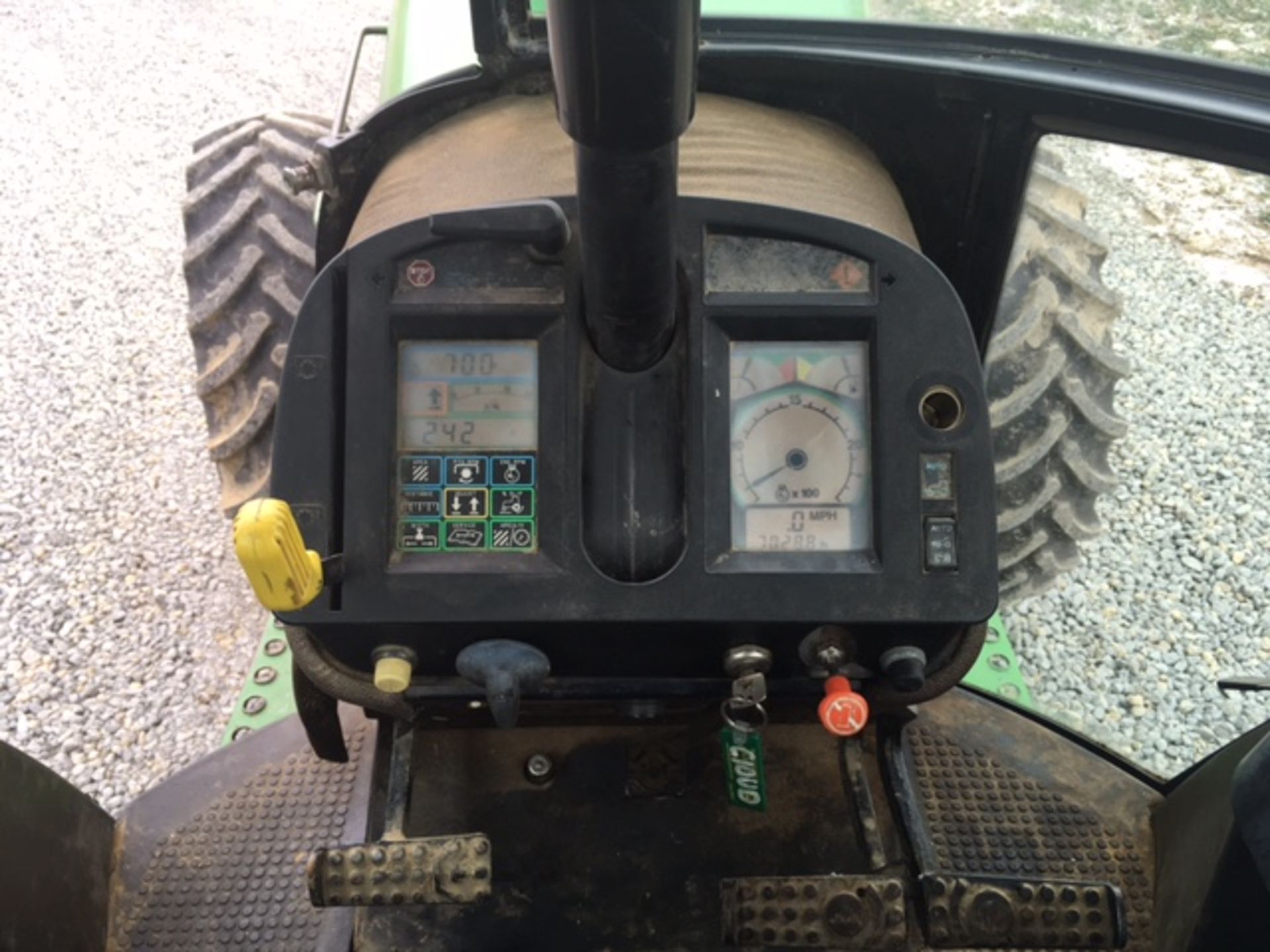 John Deere 4555 Tractor, MFWD, weights, duals, 15 speed powershift, 3pt., 3 hyd. remotes, big 1000 - Image 12 of 13