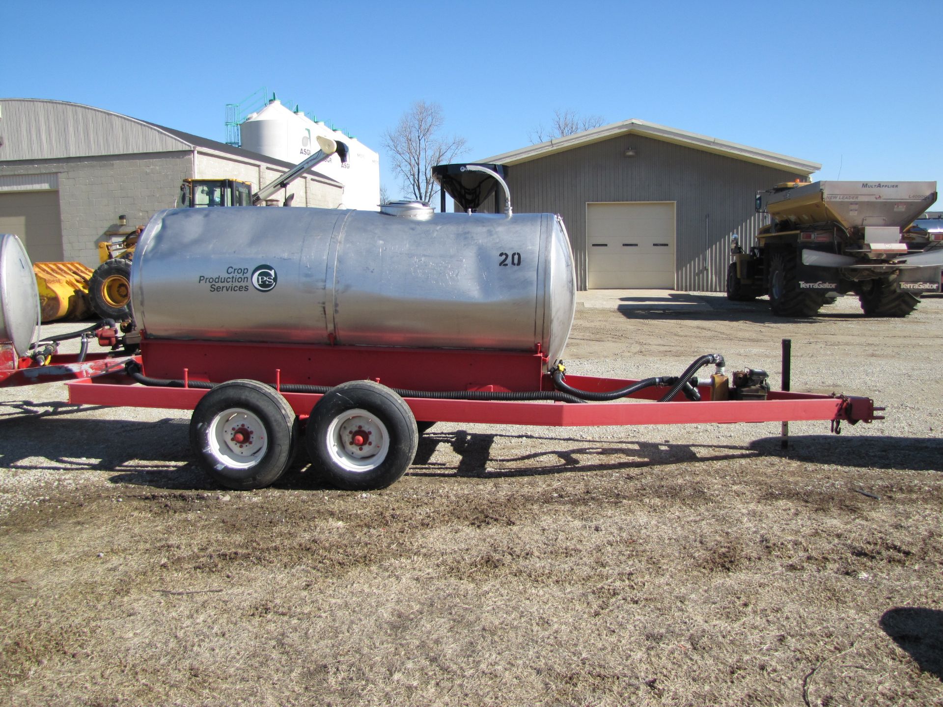 1000 gal SS nurse trailer, tandem axle, with 2" gas pump - Image 7 of 17