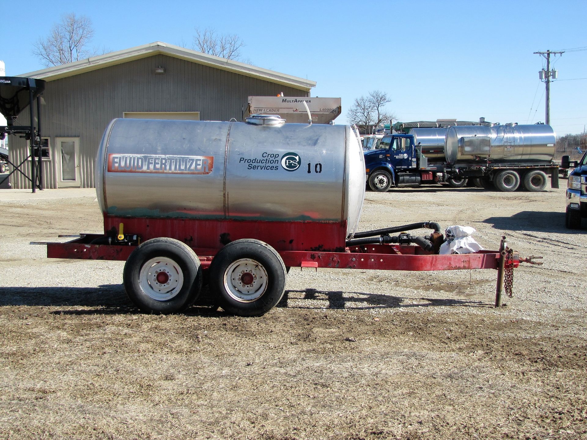 800 gal SS nurse trailer, tandem axle, with 2" gas pump - Image 2 of 7