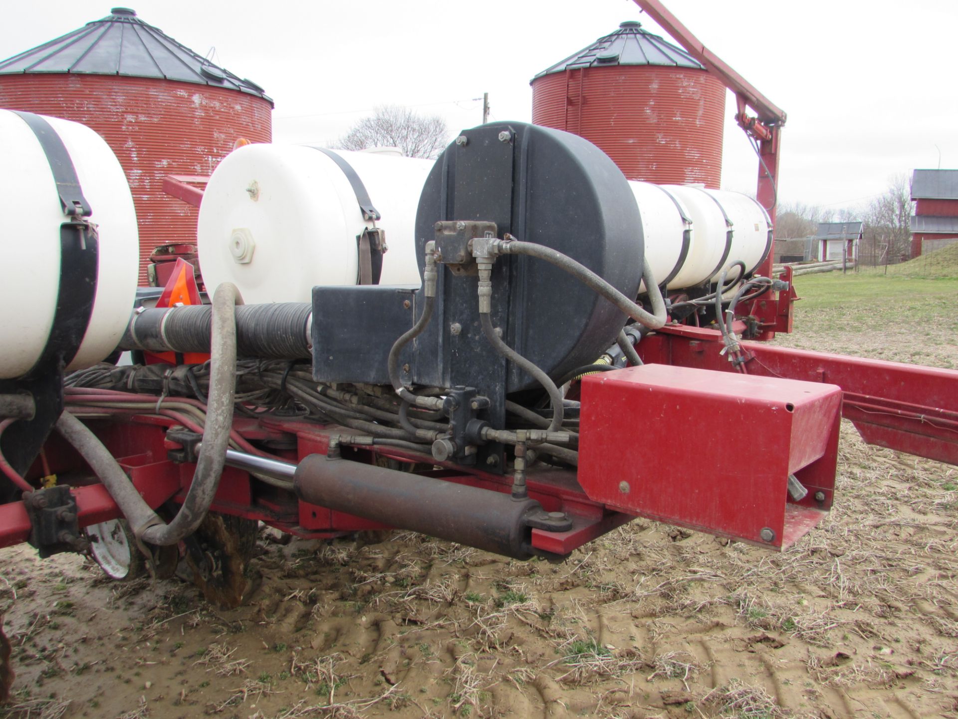 12 Row White 6180 Planter, no till, 12x30", liquid fertilizer, spike/rubber closing wheels, keeton - Image 10 of 16