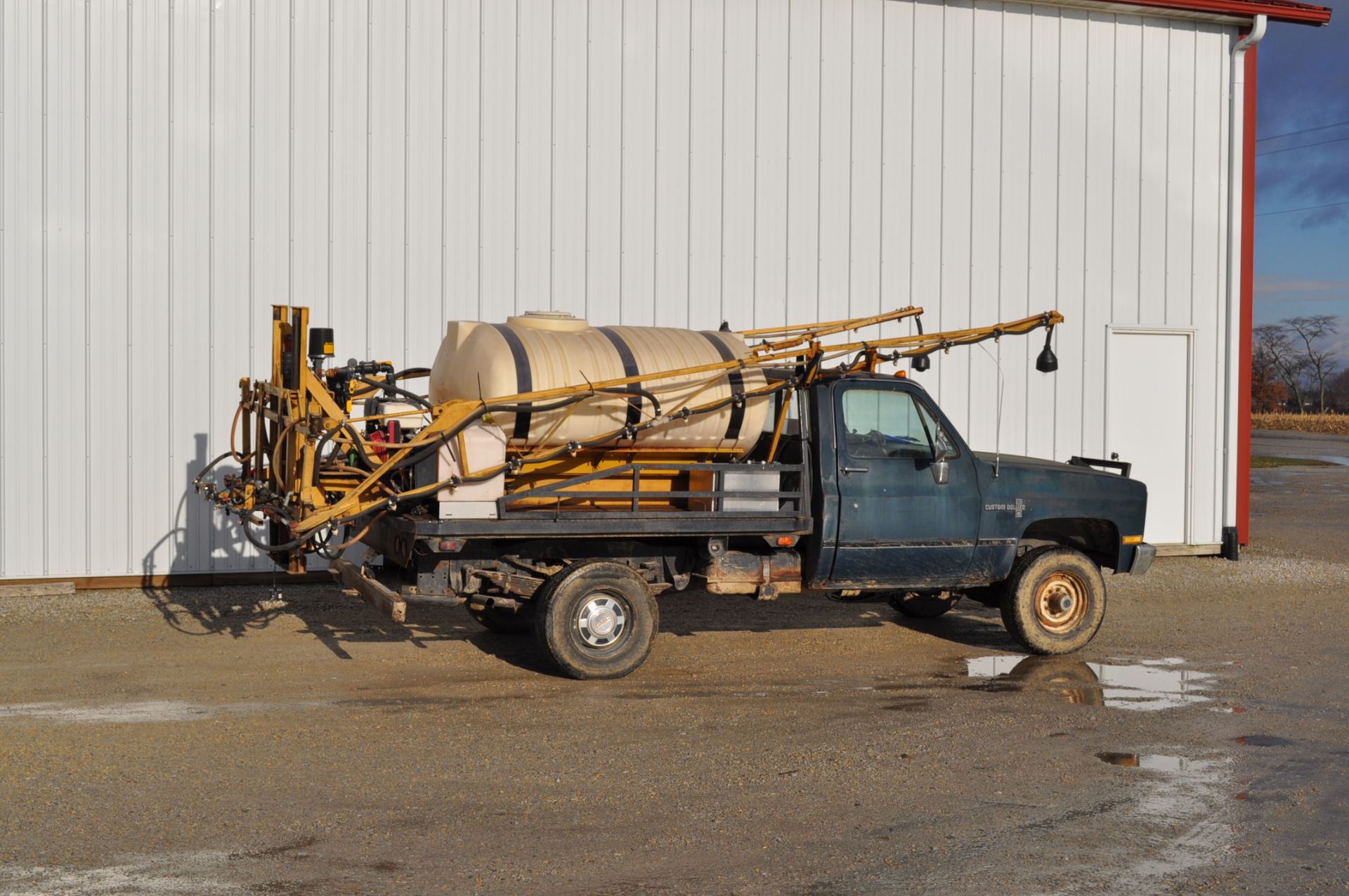 1985 1 ton Chevy pickup truck, flatbed with 400 gal skid sprayer, 40' booms, elec over hyd, 350 - Image 3 of 25