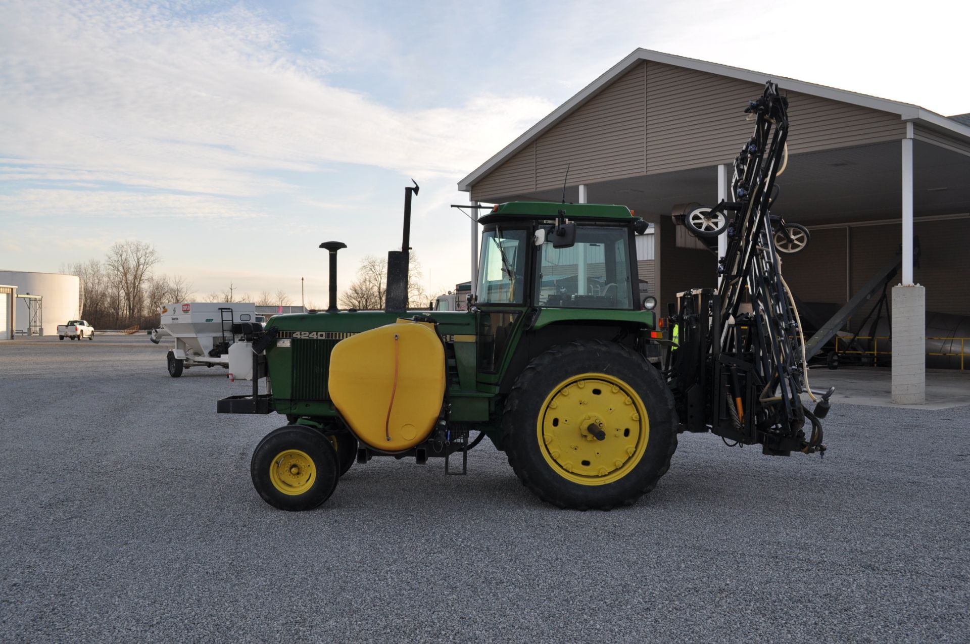 John Deere 4240 tractor, 3-pt, PTO, 3-hyd. remotes, quad range, 16.9-38 rear tires, w/ Demco x- - Image 3 of 20