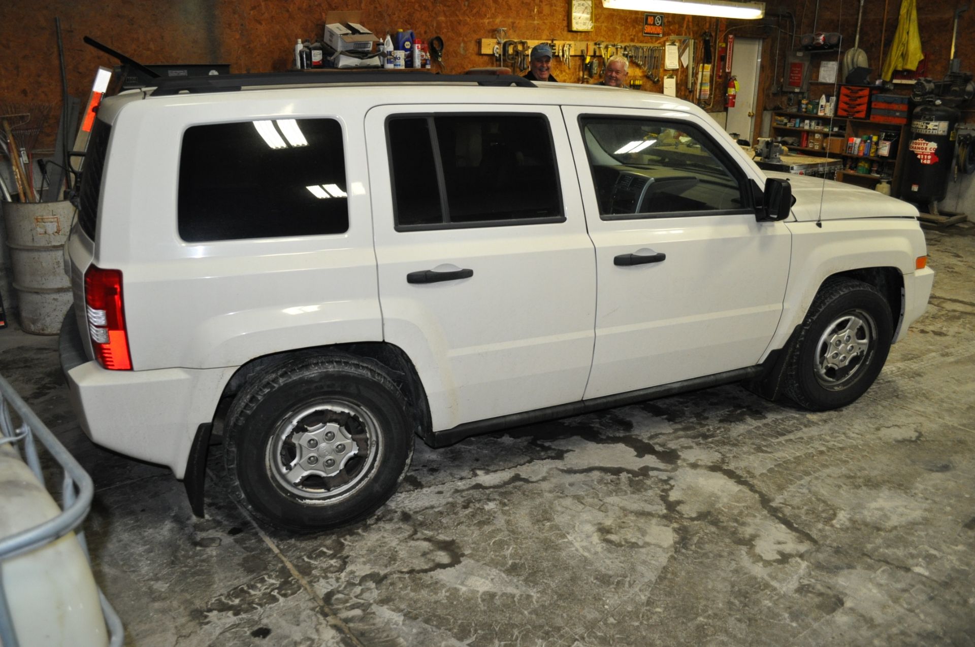 2008 Jeep Patriot, 4x4, auto, white, power windows, power door locks, 2.4 liter, 165,320 mi. - Image 5 of 15