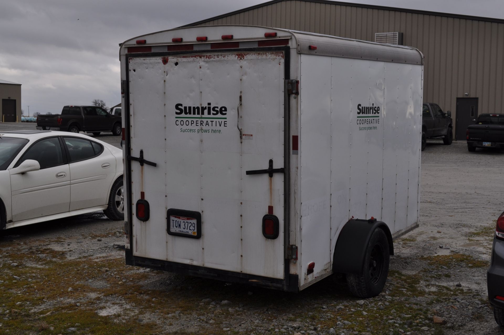 1999 Trailblazer enclosed trailer, single axle, ball hitch, ramp door, 72”x10’x84” - Image 4 of 5