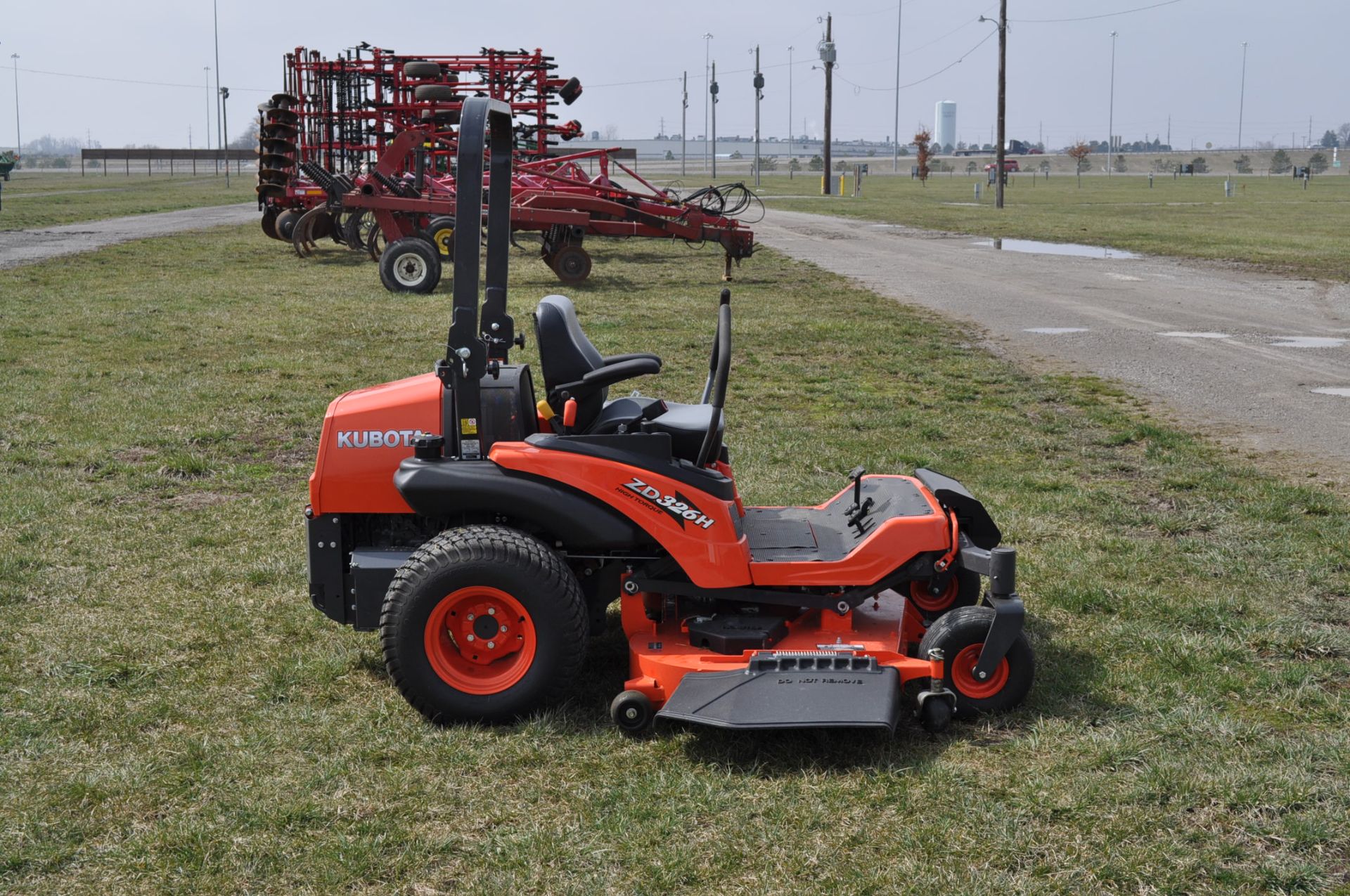 Kubota ZD326H Zero-Turn mower, high torque, 9 hrs, 72” commercial deck, diesel - Image 8 of 14