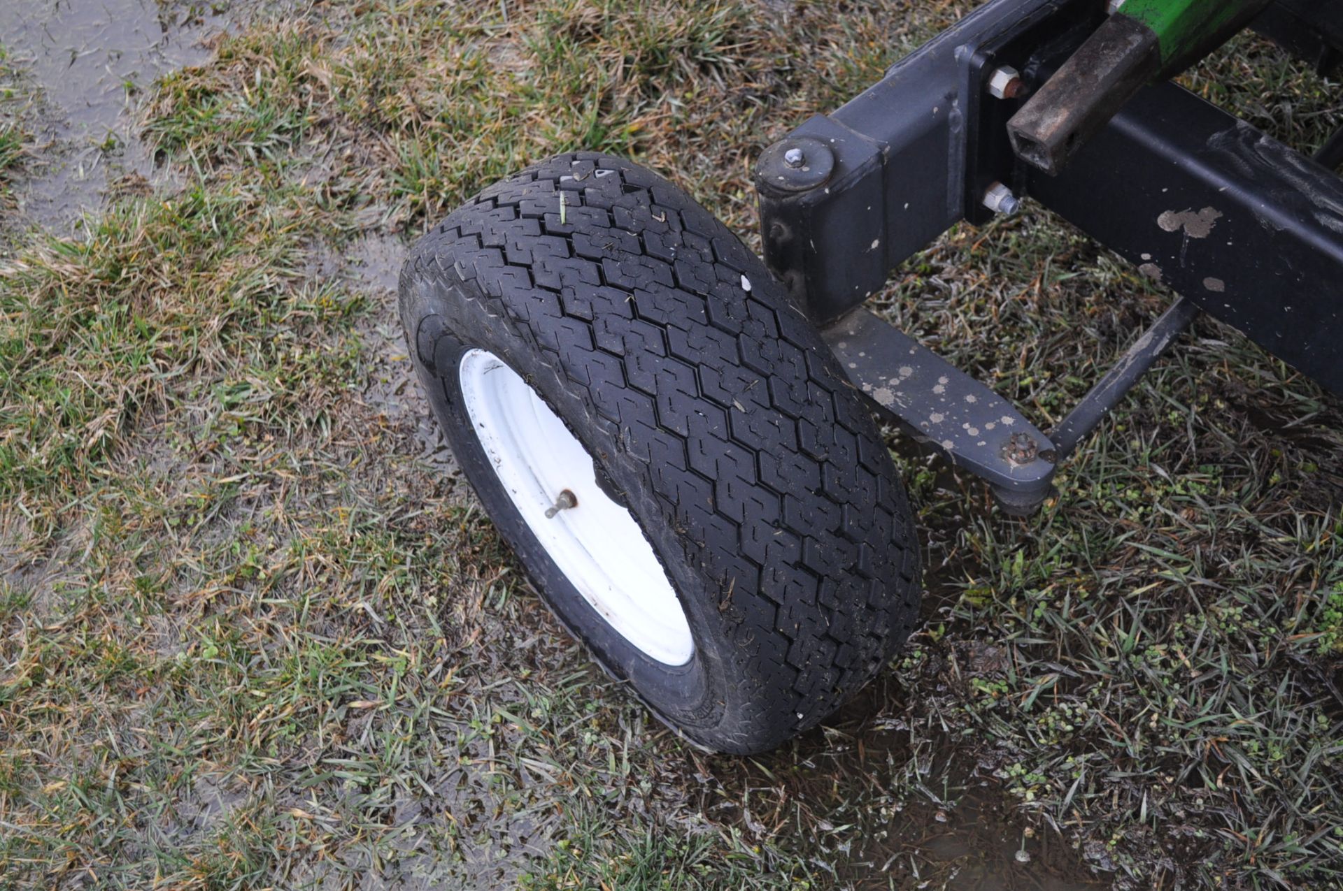 30’ Killbros UT 130 header cart, 22.5x8.0x12 tires, ratchet strap tie downs - Image 9 of 11