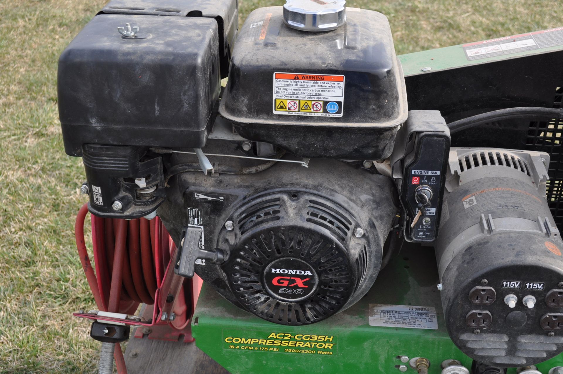 John Deere AC2-CG35H Compresserator, 15.4 CFM @ 175 psi, skid mounted w/ retractable reel - Image 8 of 8