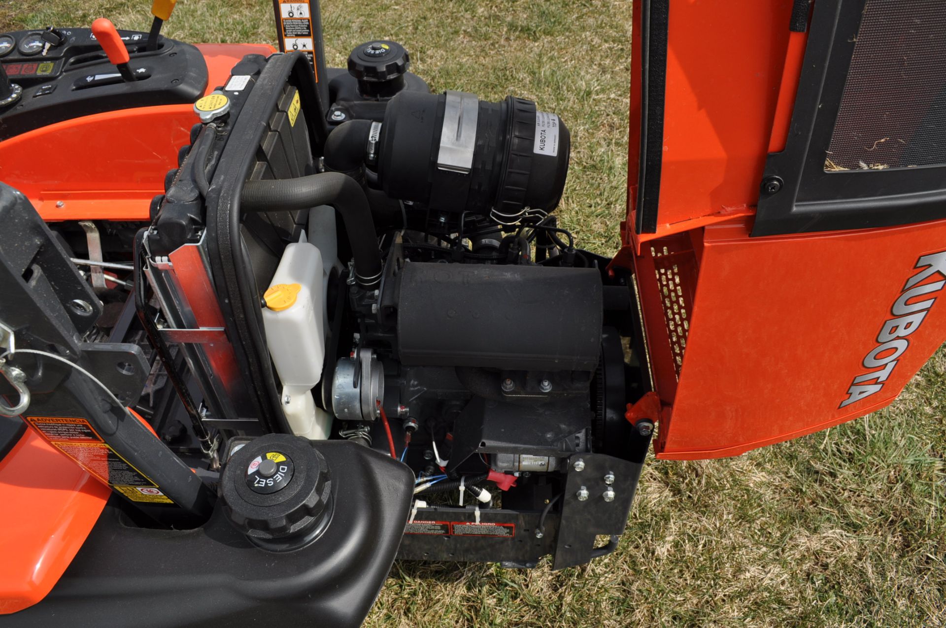 Kubota ZD326H Zero-Turn mower, high torque, 9 hrs, 72” commercial deck, diesel - Image 14 of 14