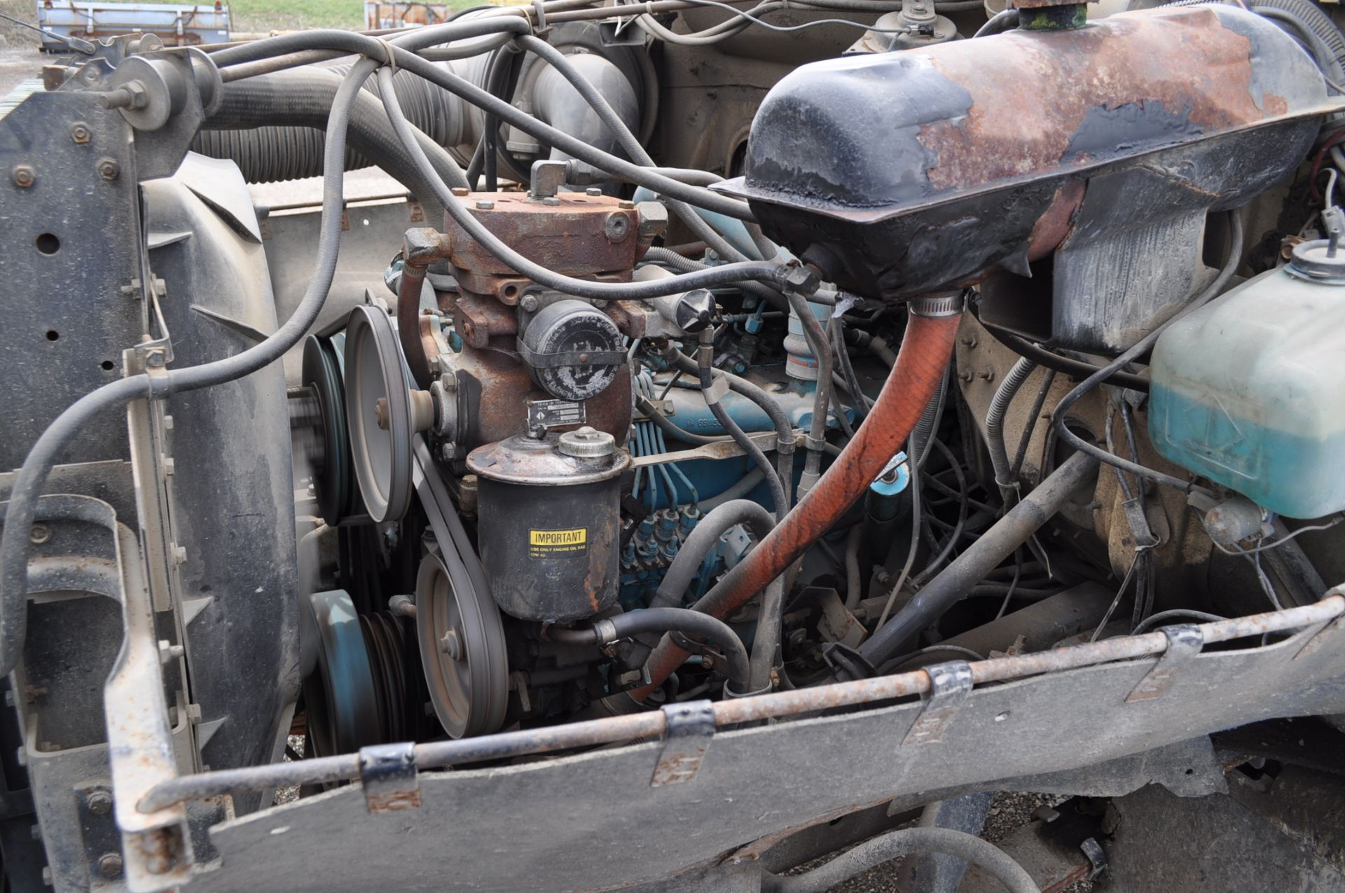 1988 International S1954 dump truck, 16’ steel bed w/ fold down sides, single axle, DT 466 engine - Image 7 of 25