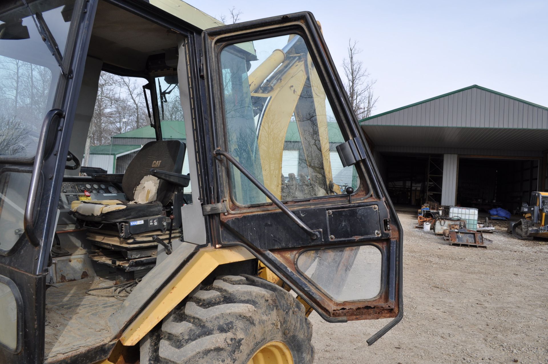 CAT 416B Backhoe, 4x4, Turbo, 19.5 L 24 rear, 12.5/80-16 front, 5522 hrs, shuttle shift, cab, 2 - Image 14 of 19