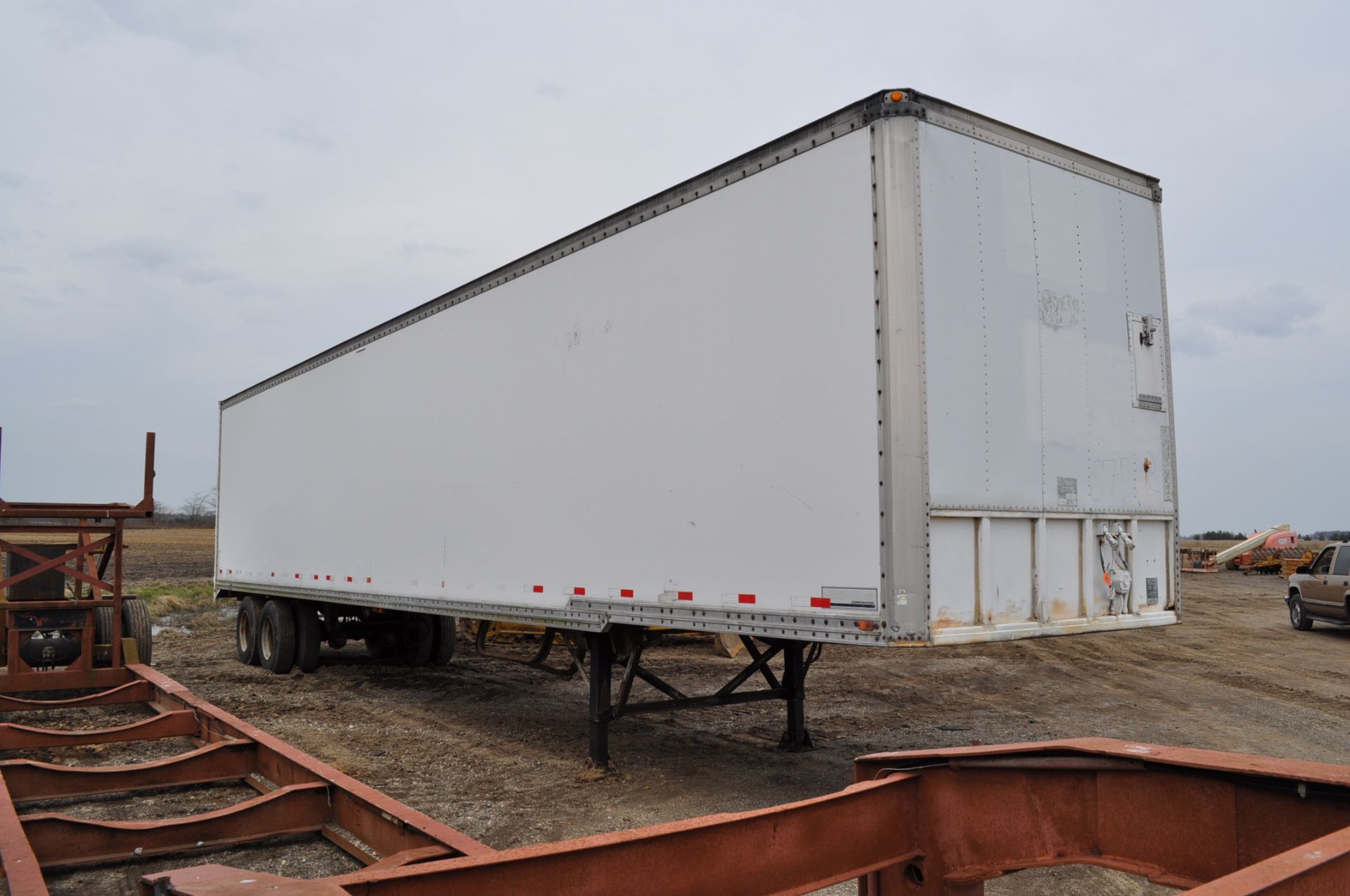 1986 48' X 102" Monon van trailer, spring ride, swinging rear doors, sliding rear tandem - Image 5 of 16