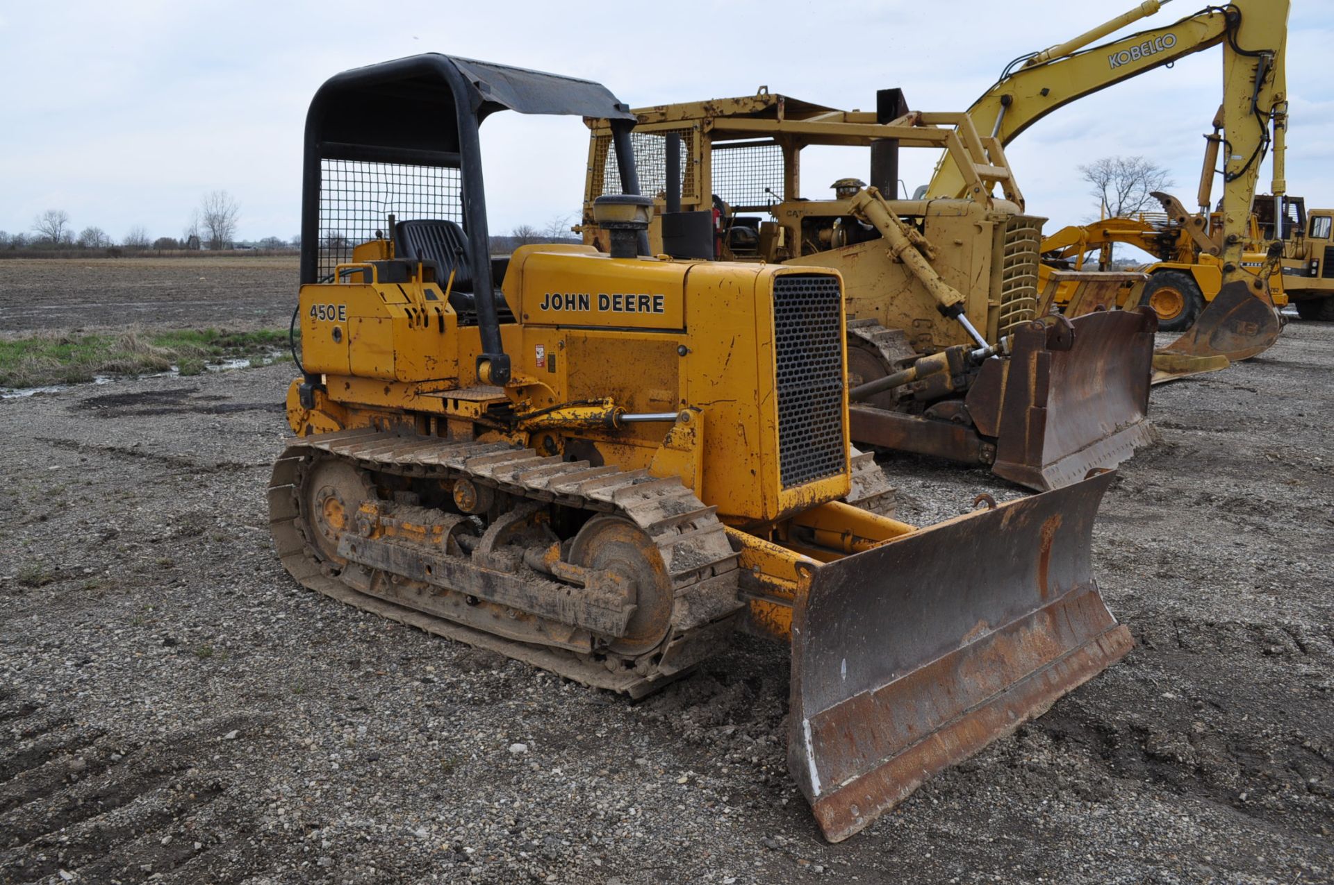 John Deere 450E dozer, 6 way blade, Hyster rear winch, 4 speed power shift, SN T0450EC720974 - Image 5 of 12