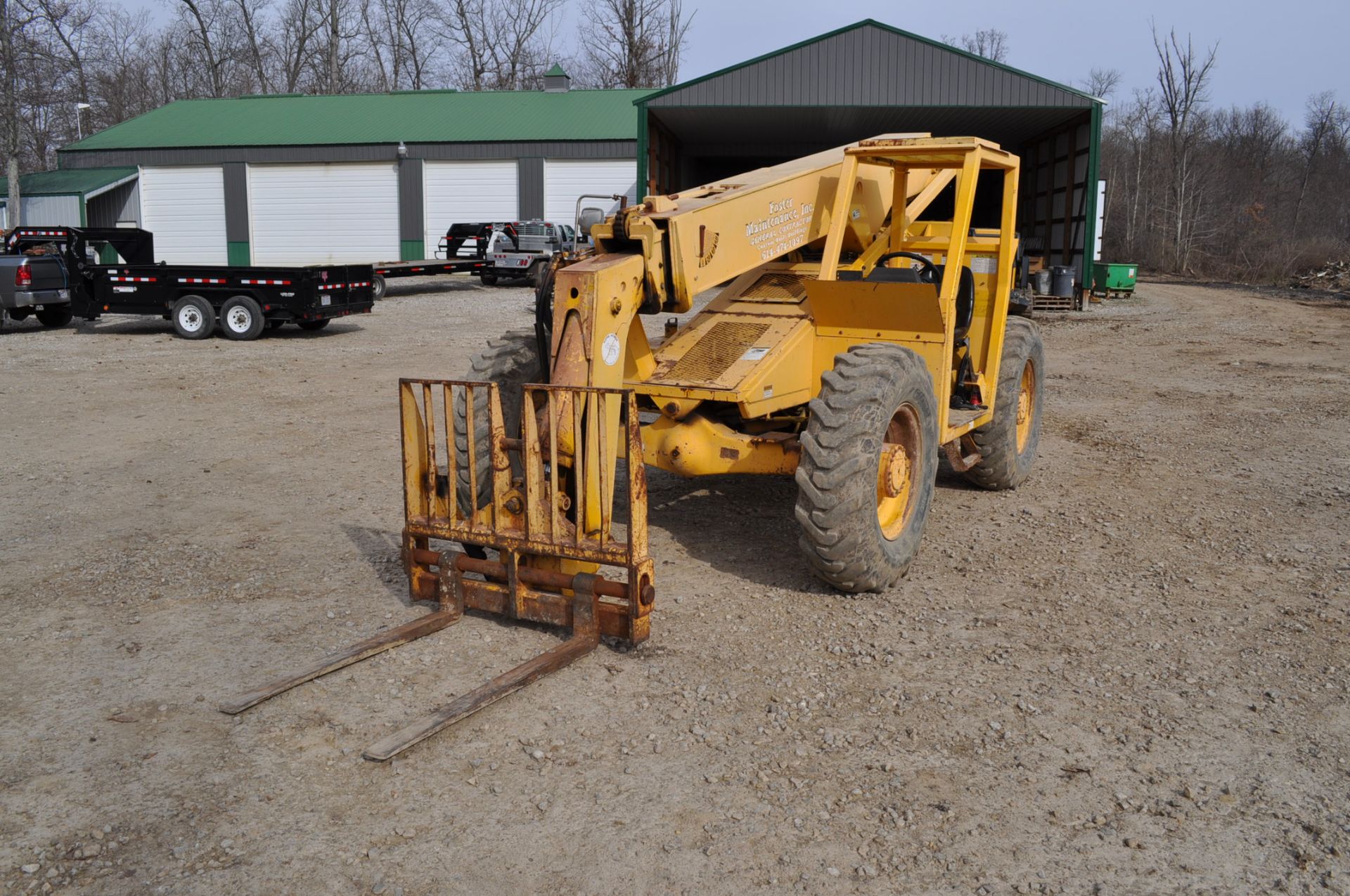 Pettibone 636 Telehandler, 4W Steer, 4WD, side level, 4-wheel disc brake, Cummins 4B3.9 engine, 3,