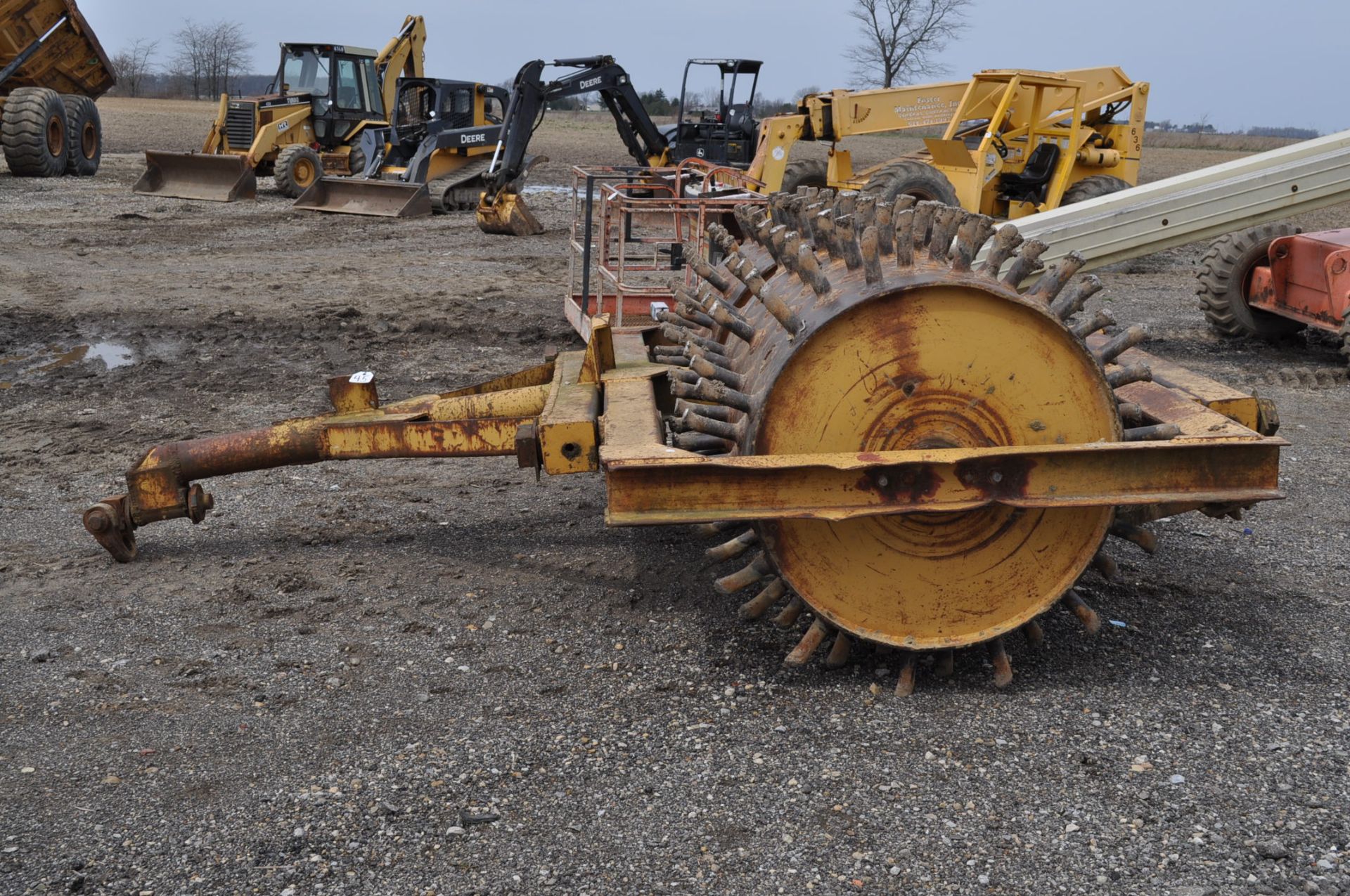 10’ Sheeps foot packer, pull-type, 40” diameter - Image 2 of 6