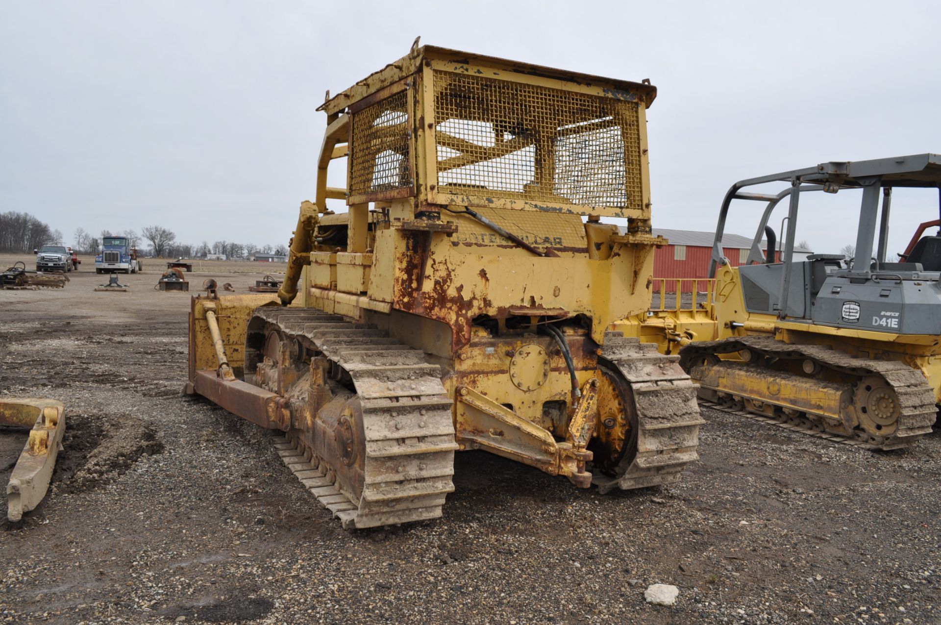 CAT D7 Dozer, electric start, angle blade, power shift, Series F, tree guard, SN 91N1400 - Image 4 of 14