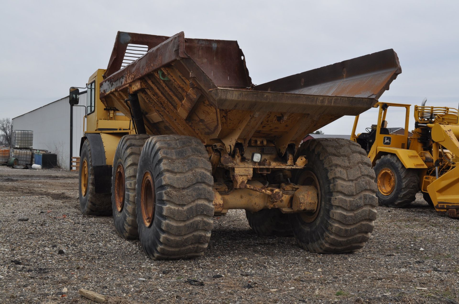 CAT D400D articulated dump truck, 6-wheel, 3406 B CAT engine, 15,539 hrs, SN 8TF00515 - Image 5 of 14