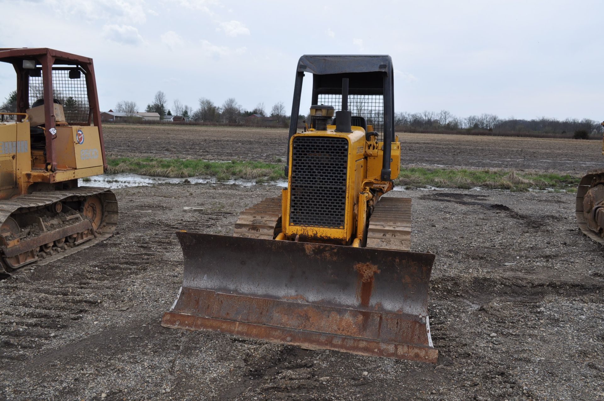 John Deere 450E dozer, 6 way blade, Hyster rear winch, 4 speed power shift, SN T0450EC720974 - Image 6 of 12