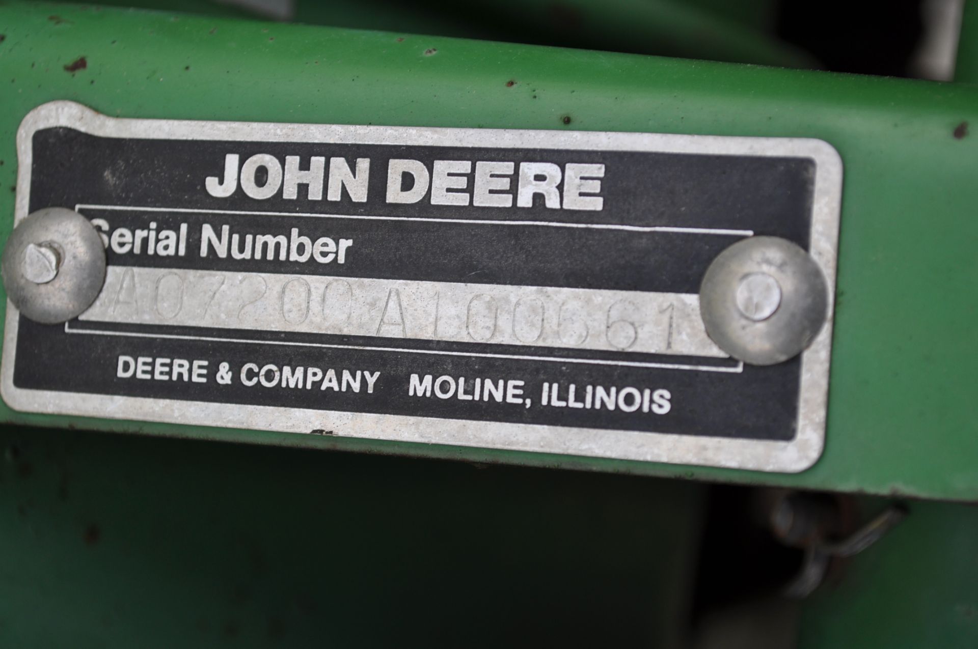 John Deere 7200 6RN corn planter, liquid fertilizer, insecticide boxes, newer seed & fert disc - Image 5 of 7