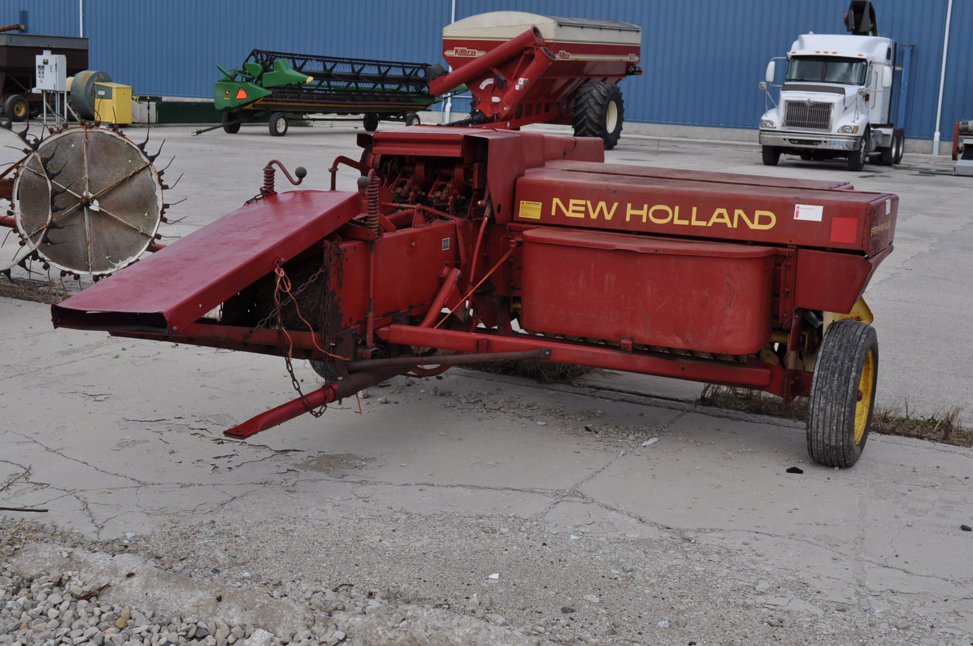 New Holland 310 Hayliner baler, twine, folding chute, rear hitch, SN 538376 - Image 3 of 6