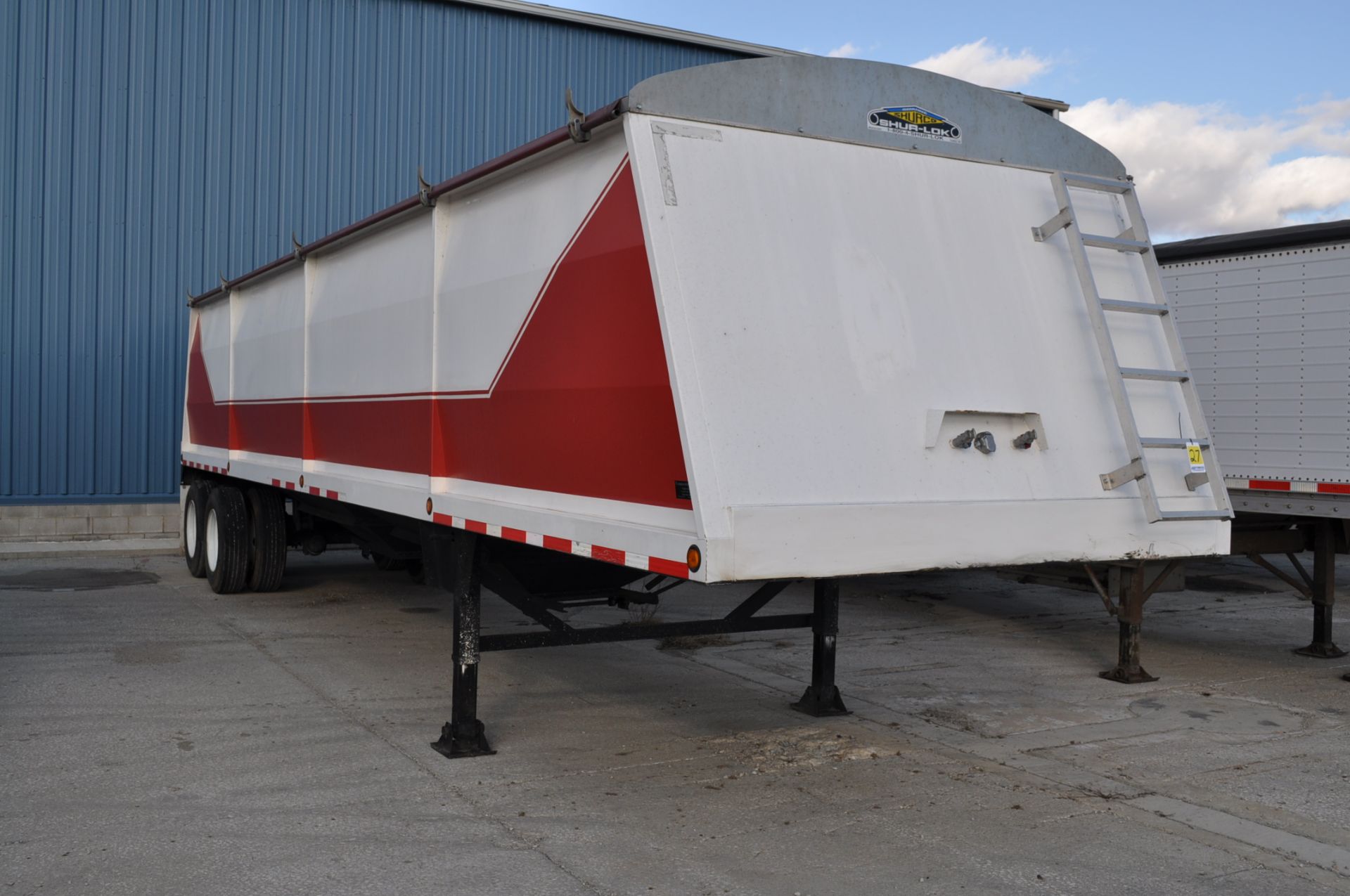 2015 Drake 36’ hopper bottom grain trailer, roll tarp, spring ride, VIN 1D9AA3621FE356011 (Never - Image 4 of 9