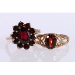 9ct gold garnet cluster dress ring, size P 3.