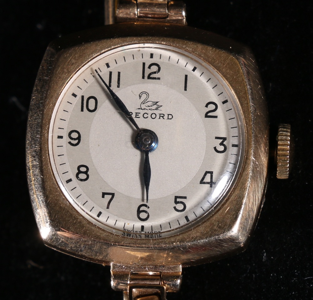 9ct gold ladies Record wristwatch on a 9ct gold bracelet, 15.