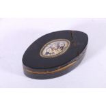 George III oval tortoiseshell snuff box, the hinged cover with seed pearl floral plaque (damaged),