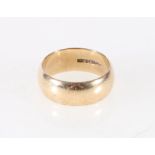 9ct yellow gold gentlemans wedding band, 7.14g, ring size S/T.