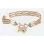 9ct yellow gold gate link bracelet with padlock clasp, 16.95g.
