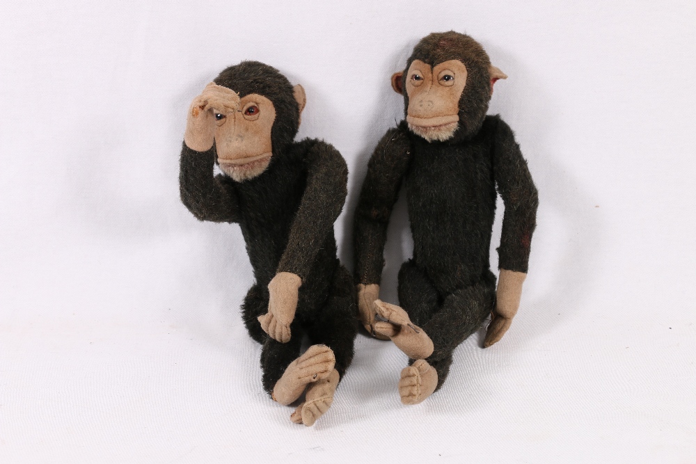 Pair of Steiff mohair and felt monkeys c1950,