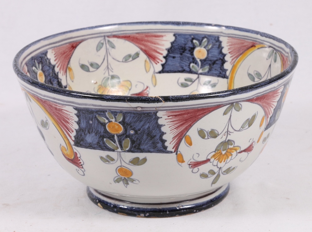 Floral Delft bowl,