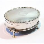 Silver oval trinket box with embossed edge, Birmingham 1913, 9cm.