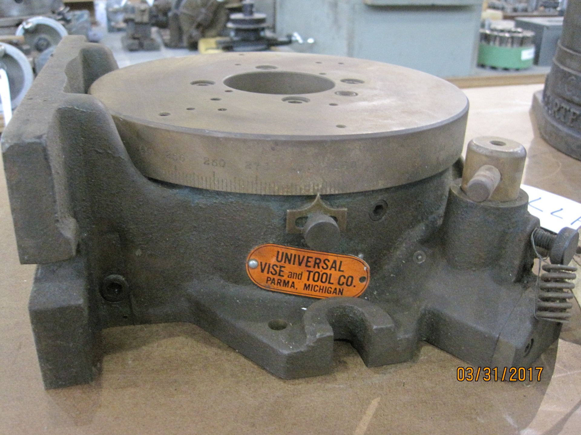 9" Universal Rotary Fixture - Image 3 of 3