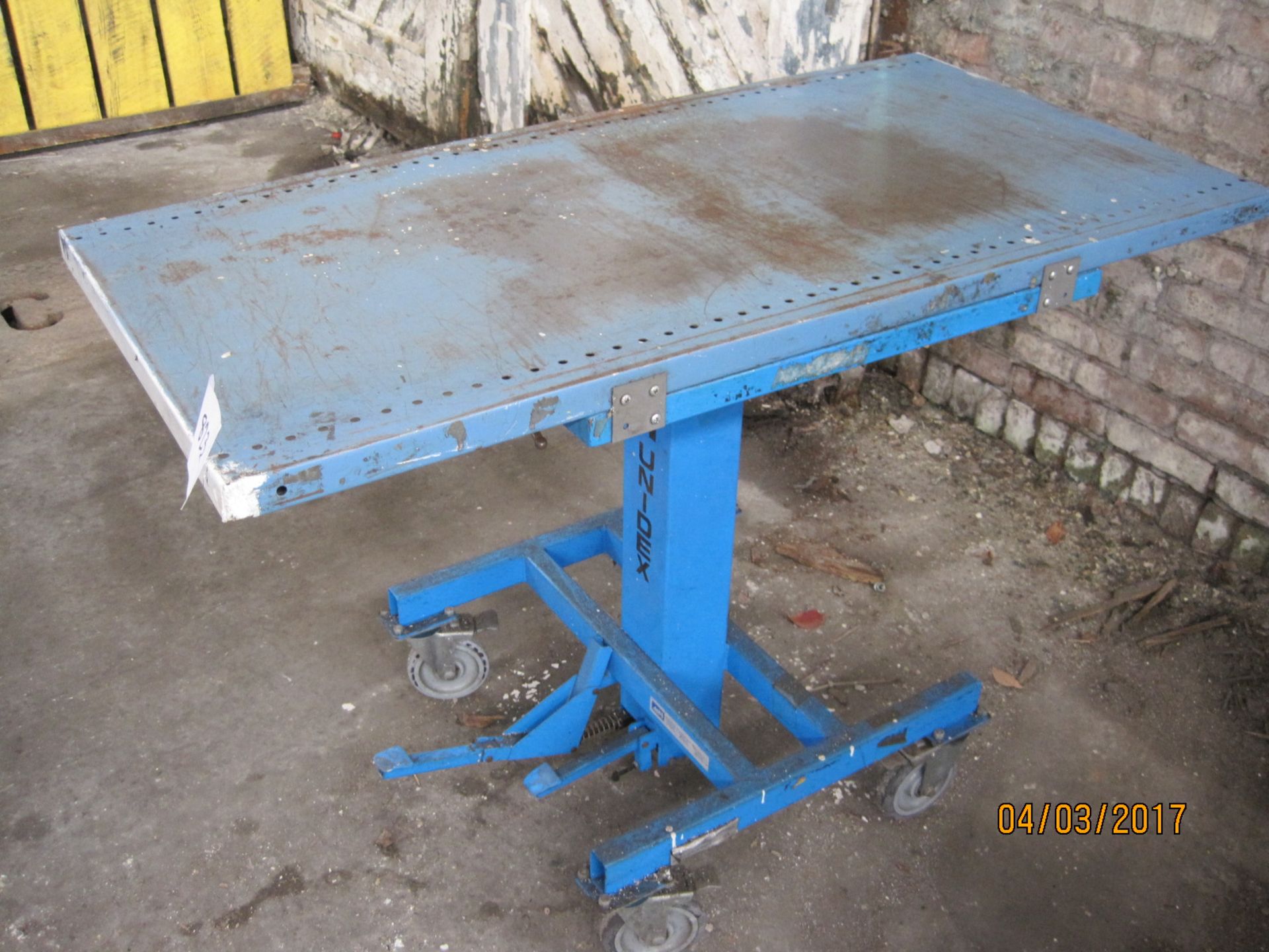Unidex 24x24 Hydraulic Lift Table/Cart