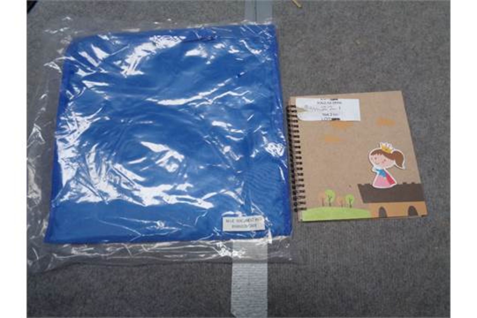 NOTEBOOK + DOCUMENT FOLDER (DELIVERY BAND A)