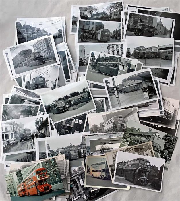 Quantity of b&w (mainly) London TROLLEYBUS & BUS PHOTOGRAPHS, size 6x4 (mainly), taken in the