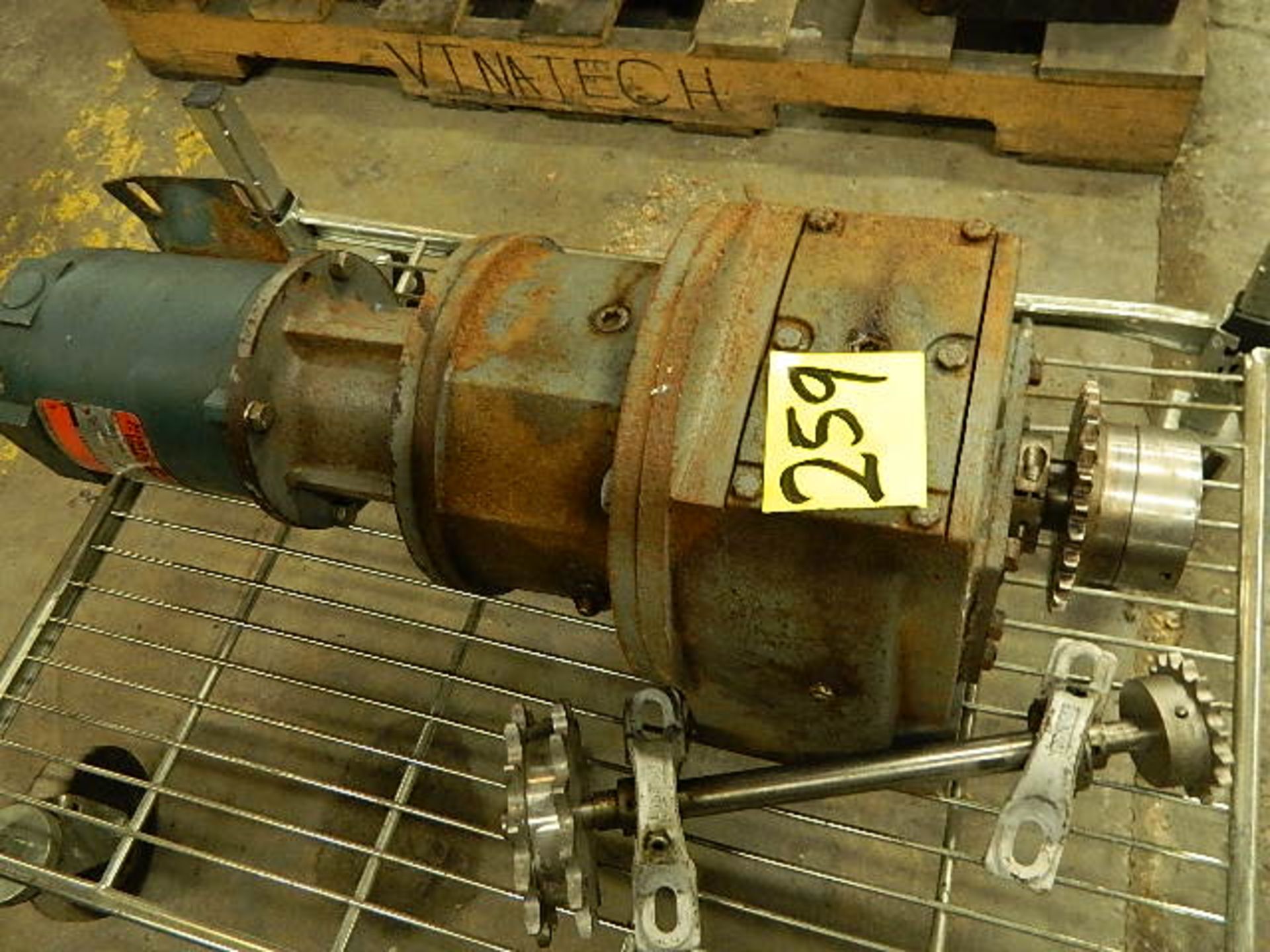 Motor & Gear Box. Reliance Elect. 1/3 HP. Motor Gear Box w/ S.S. Gear & Shaft On Cart - Image 2 of 3