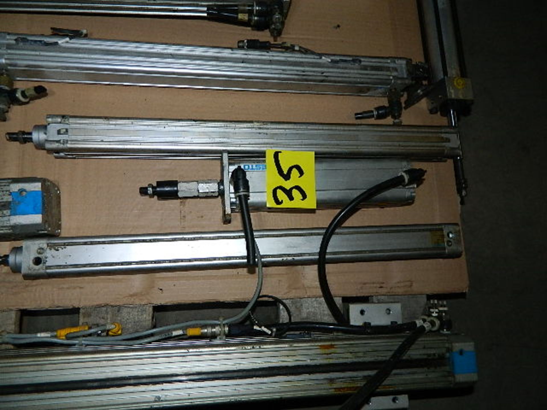 Pneumatic Cylinders Various Sizes (Qty. 13) - Image 4 of 4